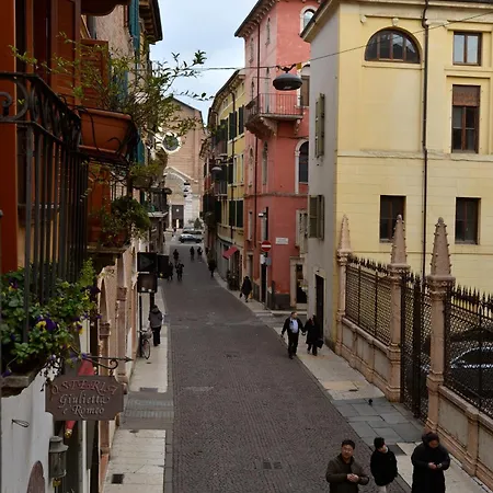 Giallo Dalia By Maison 73 * Verona