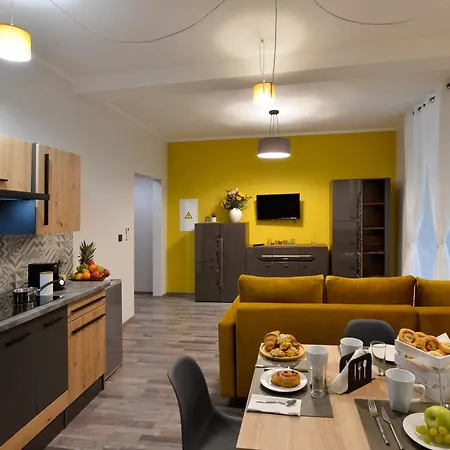 Giallo Dalia By Maison 73 * فيرونا